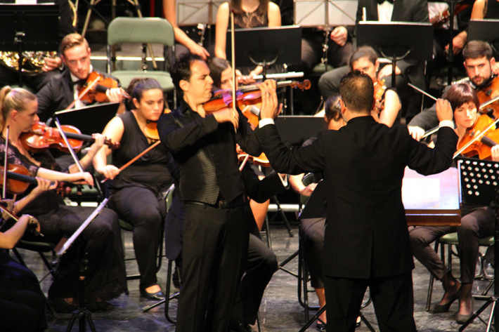 Gran concierto de la Orquesta Sinfónica Ciudad de Atarfe  anoche en Almuñécar un homenaje a Tchaikovsky